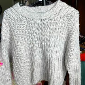 xs american eagle grey sweater